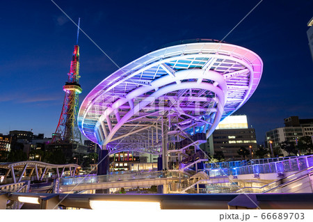 名古屋市 栄 オアシス21とテレビ塔 ライトアップ レインボーカラーの写真素材