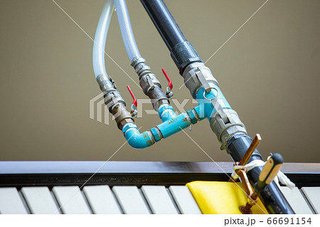 マンション給水管の配管工事 66691154