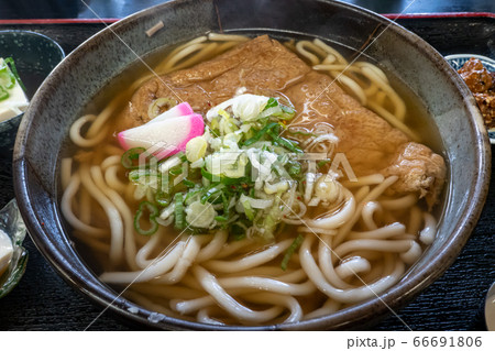 源右ェ門 いなりうどん 石川県小松市 接写 横位置 66691806