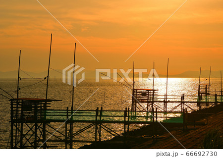 柳川市　有明海の夕景 66692730