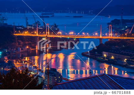 《広島県》尾道の夜明け前・千光寺公園展望台 《広島県》尾道の夜明け前・千光寺公園展望台 66701888