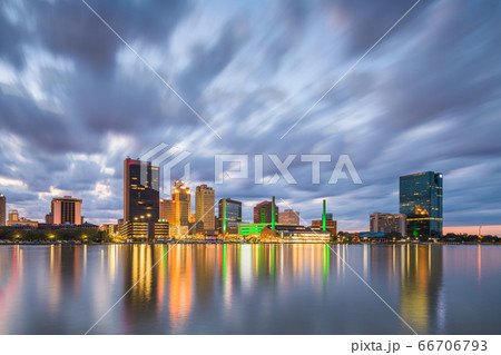 Toledo, Ohio, USA downtown skyline on the Maumee 66706793