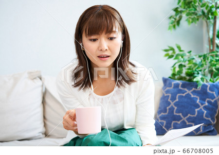 リモートワーク　リモート　テレワーク　オンライン　在宅勤務　在宅ワーク　自宅勤務 66708005