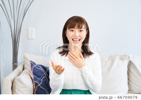ウェブカメラ目線 リモートワーク リモート テレワーク オンライン 在宅勤務 在宅ワーク 自宅勤務 ウェブカメラ目線 リモートワーク リモート テレワーク オンライン 在宅勤務 在宅ワーク 自宅勤務 66709079