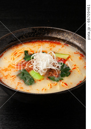 豆乳担々麺 66709461