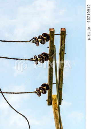power lines installed with ceramic insulators 66710919