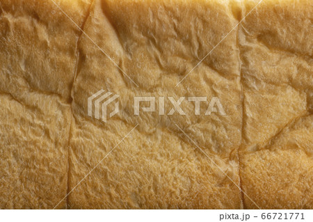 食パンの焼き目のクローズアップ 66721771