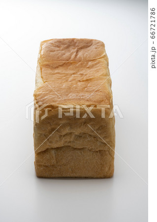 食パン1本（2斤）白バック 66721786