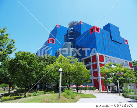 大阪 扇町公園と関西テレビ社屋 66723970
