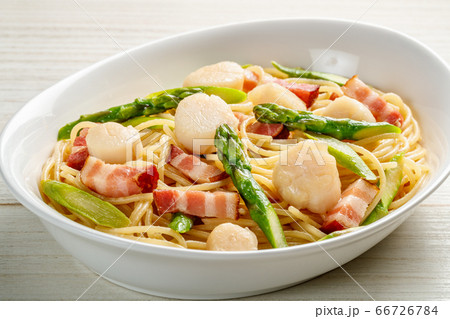 ホタテとアスパラの和風パスタ ホタテとアスパラの和風パスタ 66726784