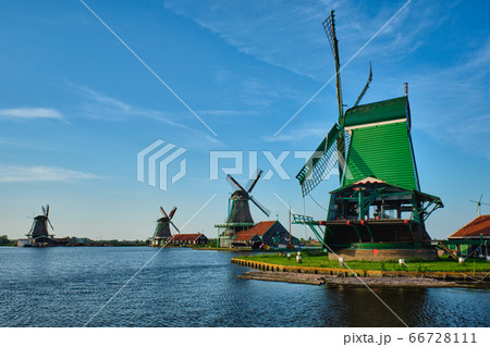Windmills at Zaanse Schans in Holland. Zaandam, Nether Windmills at Zaanse Schans in Holland. Zaandam, Nether 66728111