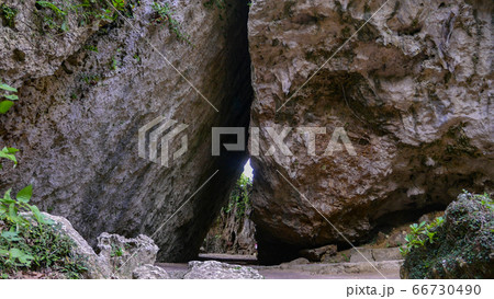 沖縄世界遺産　斎場御嶽 66730490