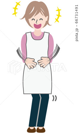 女性 お腹を抱えて笑う 女性 お腹を抱えて笑う 66731491