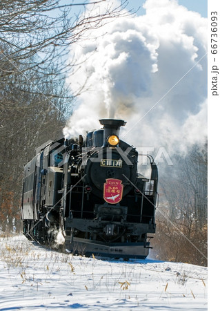 力走するSL冬の湿原号 力走するSL冬の湿原号 66736093