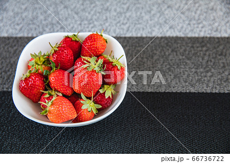 イチゴ イチゴ 66736722