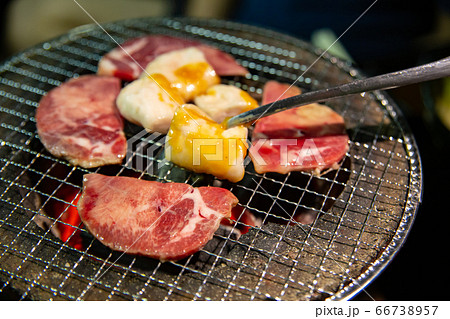 炭火焼焼肉 66738957