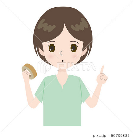ガムテープを持って説明する女性 ガムテープを持って説明する女性 66739385