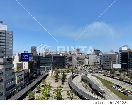 大分駅前ロータリーと市街地 大分駅前ロータリーと市街地 66744020