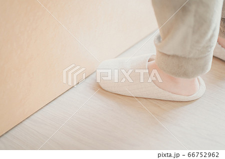 ルームシューズ 66752962