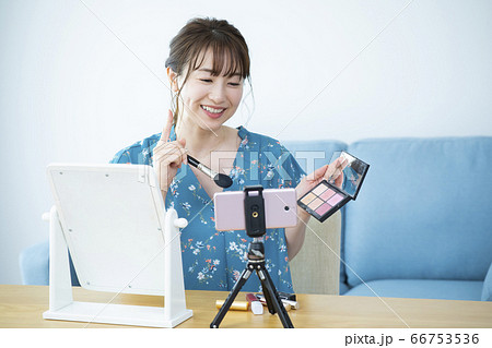 メイク動画配信 66753536