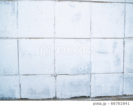 White tiled wall. Place for text. 66762841