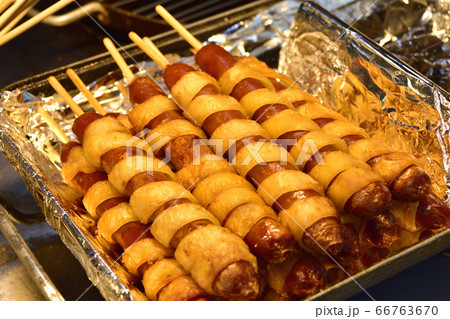 韓国の屋台料理 66763670