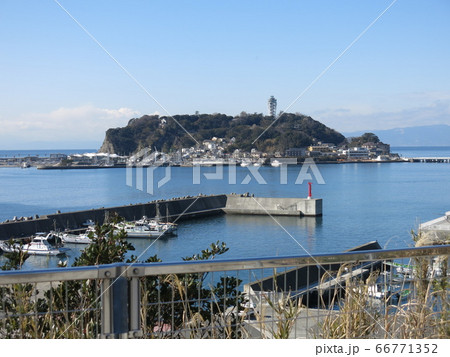江の島(小動神社の展望台からの眺め) 江の島(小動神社の展望台からの眺め) 66771352