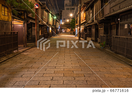 《京都府》祇園白川・風情ある街並み 66771616