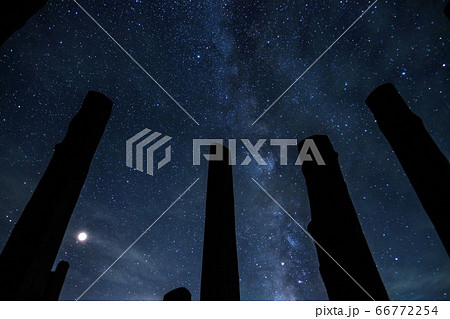 石川県・能登町 能登半島の星空 石川県・能登町 能登半島の星空 66772254