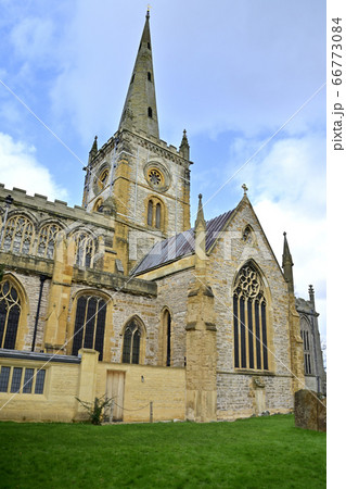 シェイクスピアが眠る ホーリー トリニティ教会の写真素材