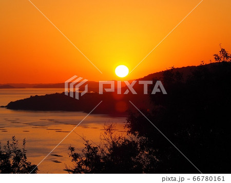 万葉岬から見る播磨灘の夕景 万葉岬から見る播磨灘の夕景 66780161