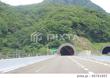 米山トンネル 高速道路 66781665