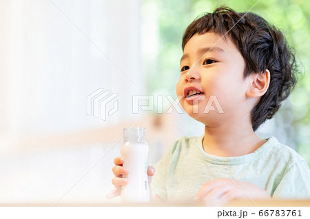 子供 ライフスタイル 男 66783761
