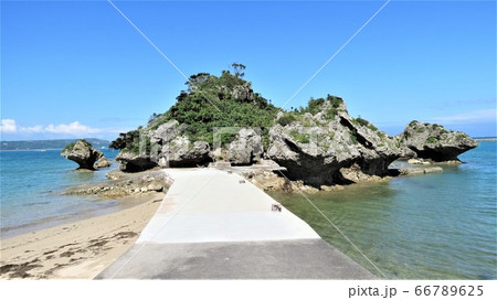 沖縄うるま市　浜比嘉島のシルミチュー公園 66789625