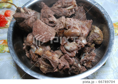 遊牧民の料理 羊肉の塩ゆで キルギス 遊牧民の料理 羊肉の塩ゆで キルギス 66789704