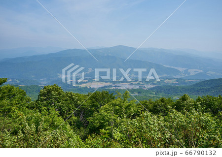 長野県飯山市　大神楽展望台からの景色 66790132