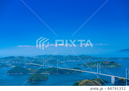 《愛媛県》来島海峡大橋・亀老山展望台の眺め 《愛媛県》来島海峡大橋・亀老山展望台の眺め 66791352