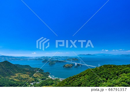 《愛媛県》来島海峡大橋・亀老山展望台の眺め 《愛媛県》来島海峡大橋・亀老山展望台の眺め 66791357