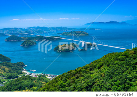 《愛媛県》来島海峡大橋・亀老山展望台の眺め 《愛媛県》来島海峡大橋・亀老山展望台の眺め 66791364