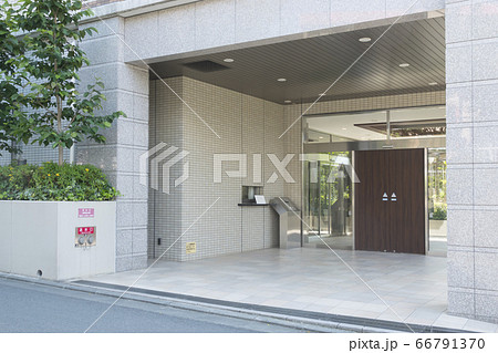 住宅 マンション エントランス イメージ 植栽 大理石 住宅 マンション エントランス イメージ 植栽 大理石 66791370