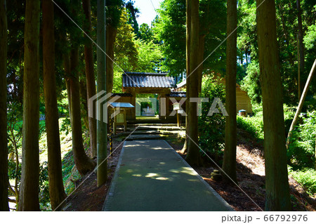 山の寺寺院群 常通寺 山門 七尾市 山の寺寺院群 常通寺 山門 七尾市 66792976