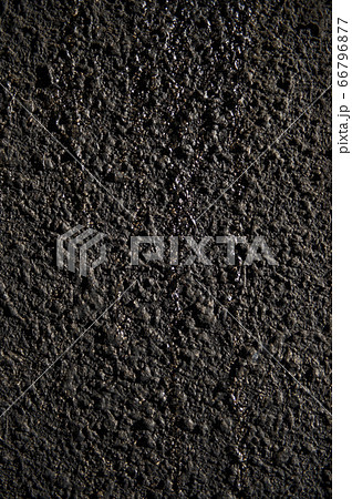 黒い壁面 66796877