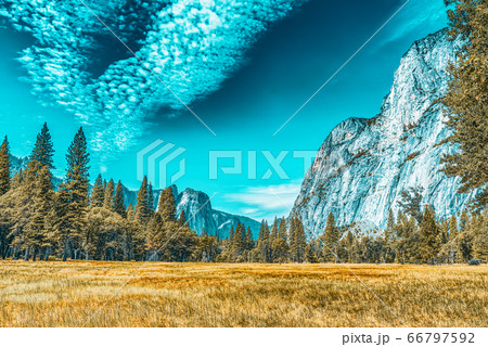 Yosemite Valley. Magnificent national American Yosemite Valley. Magnificent national American 66797592
