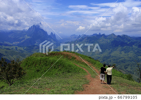 Tourists watching the viewpoint beautiful 66799105