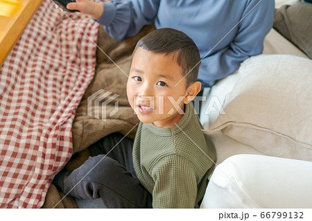 6 years old 66799132