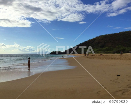 夕方のマウイ・ビッグ・ビーチ 夕方のマウイ・ビッグ・ビーチ 66799329