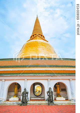 The tallest Stupa Phra Pathomchedi. The tallest Stupa Phra Pathomchedi. 66800458