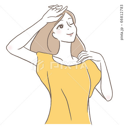 夏　日差しを浴びる女性 66812783
