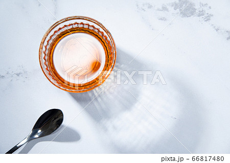 胡麻油と胡麻。食用や美容用オイル。 66817480