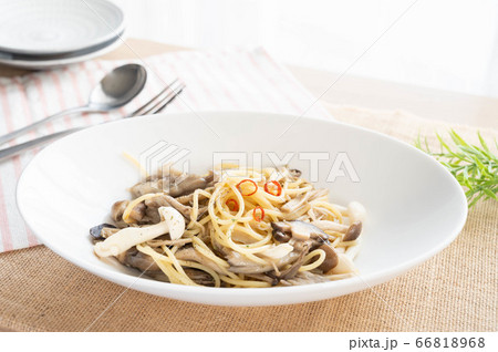 きのこの和風パスタ きのこの和風パスタ 66818968